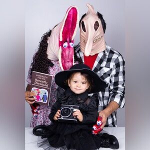 Beetlejuice Costumes (Adam Size L & Barbara Size XS)